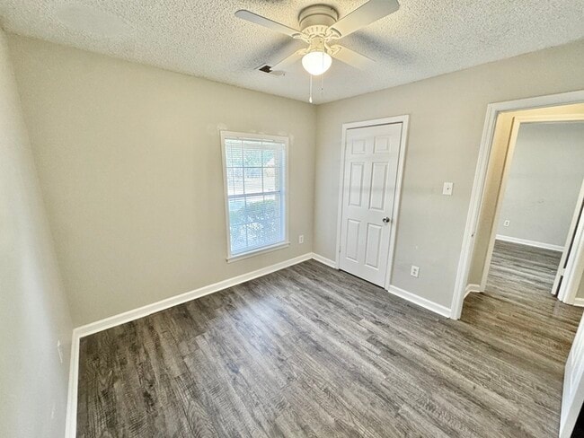 Building Photo - 4446 Broad Creek Cove