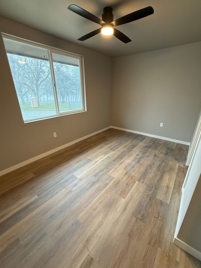 Building Photo - Fully Renovated- 1 bedroom 1 bathroom ADU