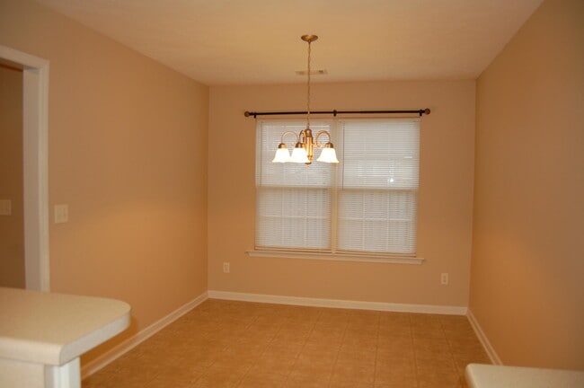 Building Photo - 167 Fox Haven Dr