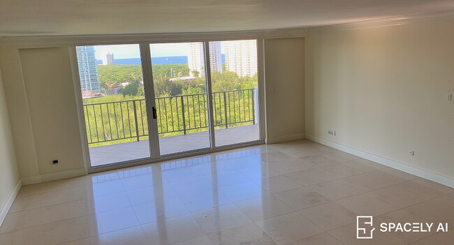 Building Photo - 777 Bayshore Dr