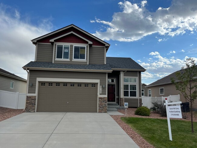 Building Photo - Amazing Cumberland Green home