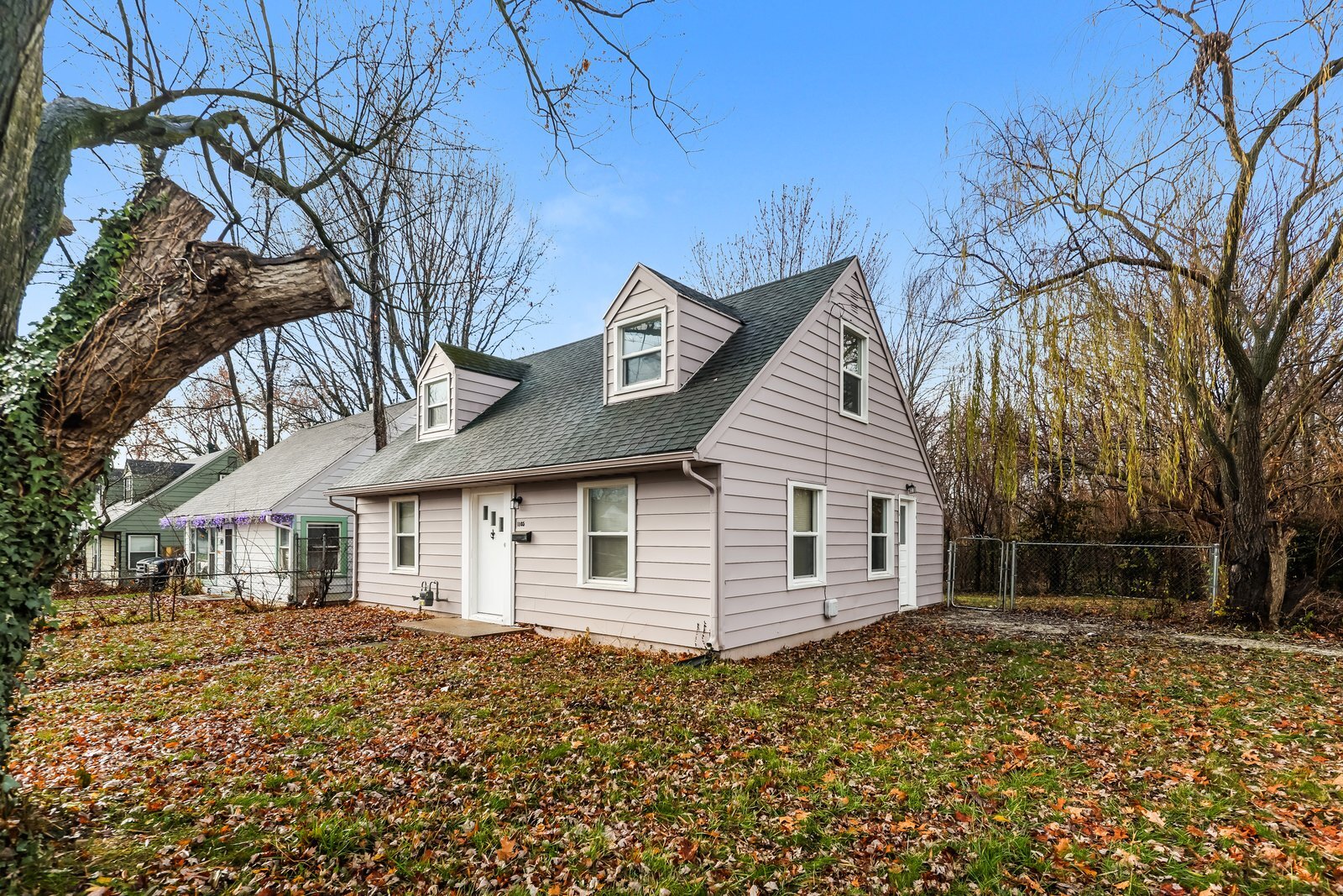 Building Photo - 1105 Blakley Dr