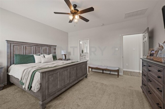 Building Photo - Well Maintained 4/2/2 in Great North Fort ...