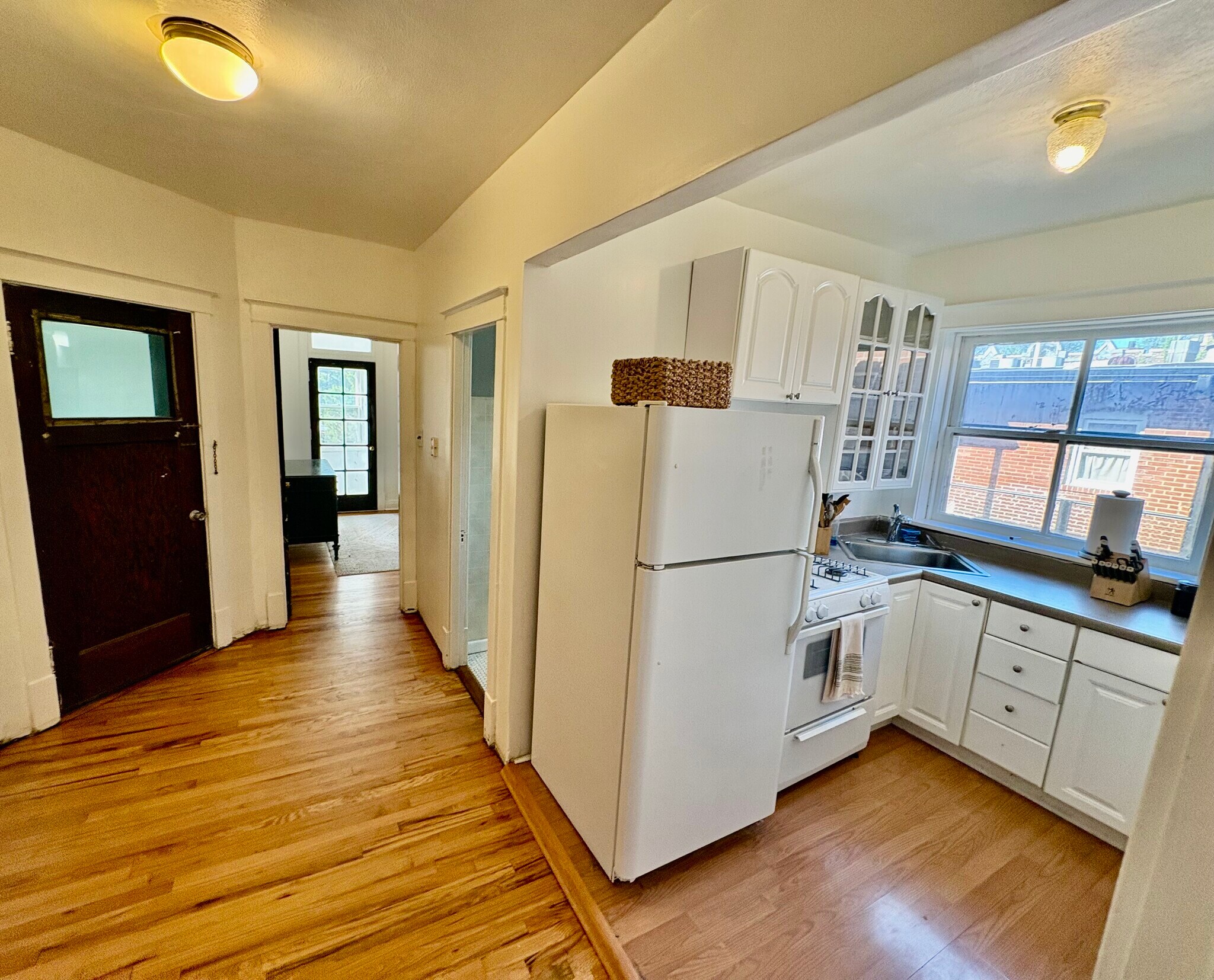 Building Photo - 2107 Maury Ave