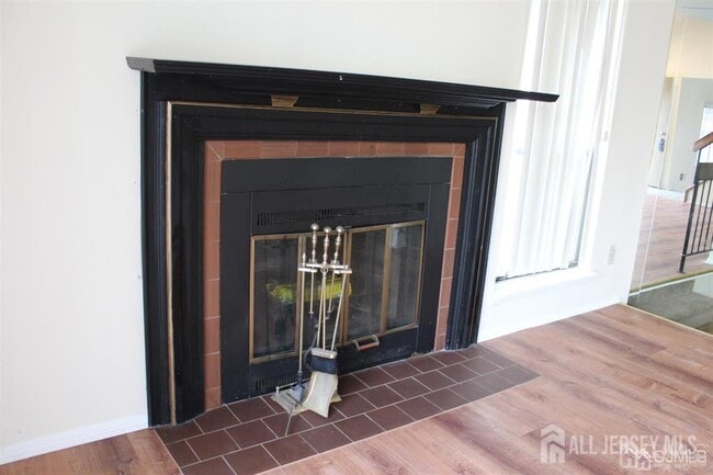 Building Photo - 3 Westgate Dr