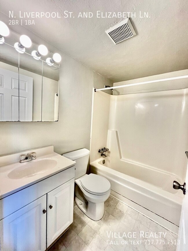 Building Photo - 45 N Liverpool St