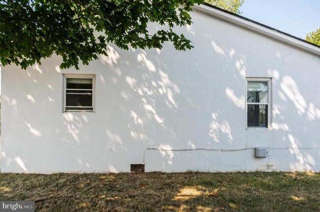 Building Photo - 108 Martin Dr