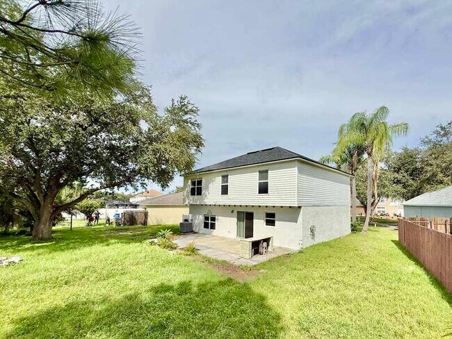 Building Photo - 13046 Waterbourne Dr