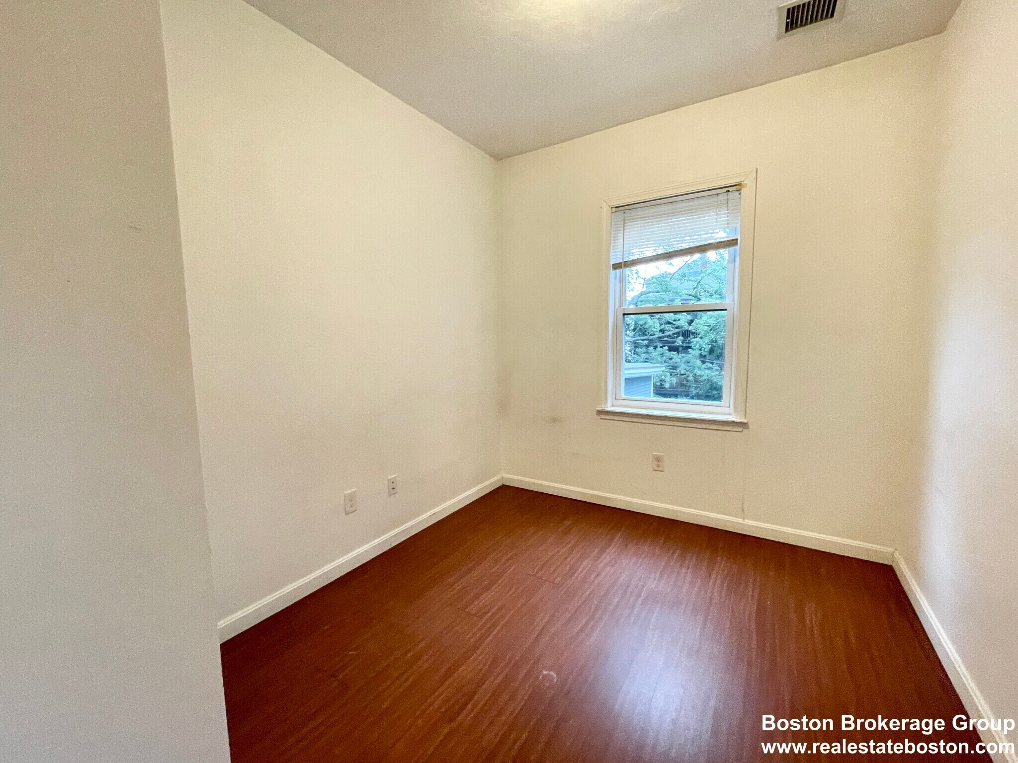 Building Photo - 93A Hillside St