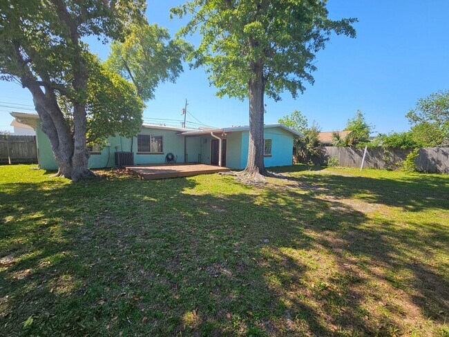 Building Photo - Exquisite 4Bed/2Ba Home in The Cove! *1/2 Off Security Deposit for Active-Duty Military!!*