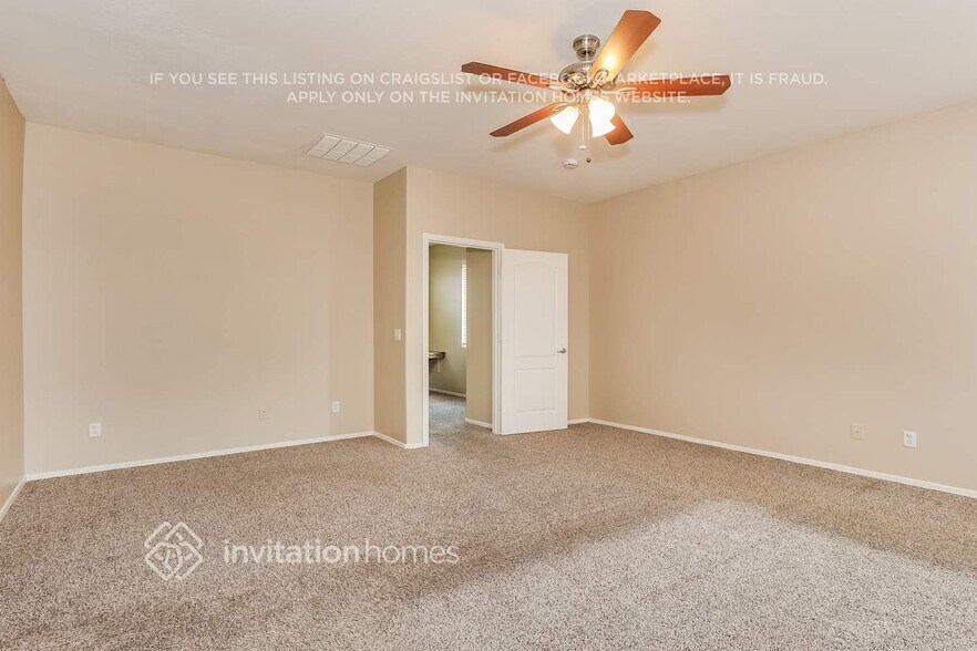 Building Photo - 881 E Stottler Dr