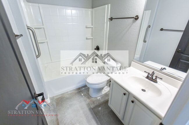 Building Photo - 17916 N 183rd Ave