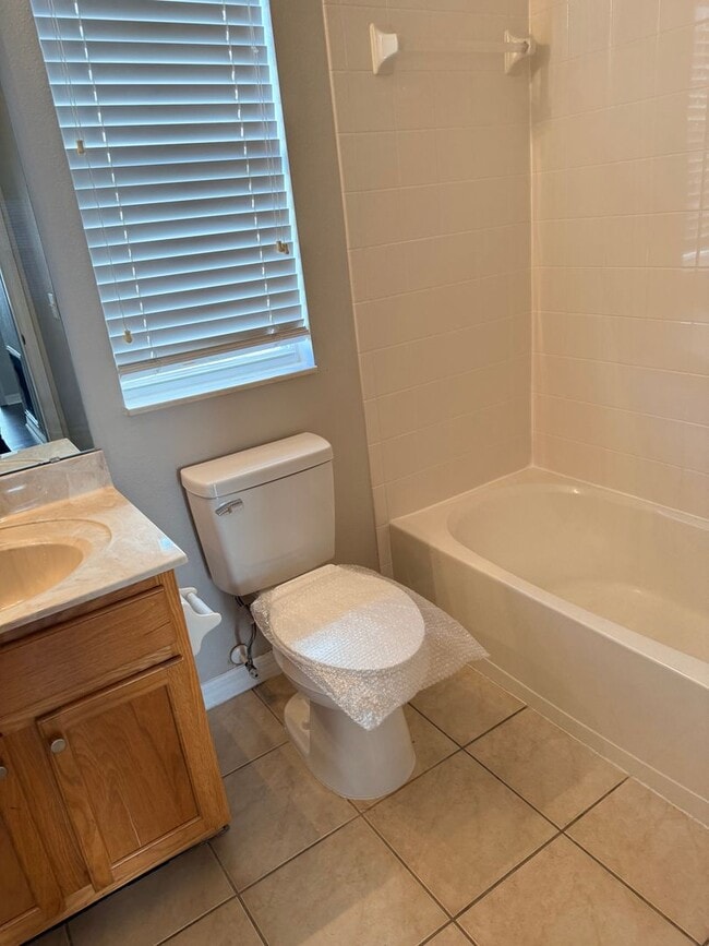 Building Photo - 1110 Oakpond, Celebration, FL 34747 4 bedroom/2 bath/2car garage
