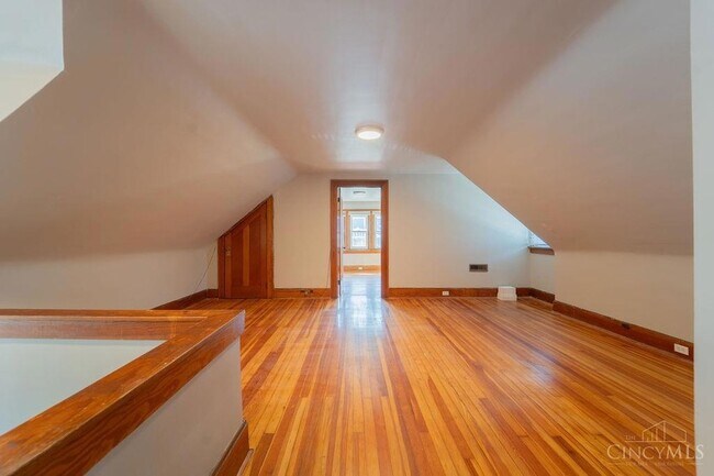 Building Photo - 224 Ehrman Ave