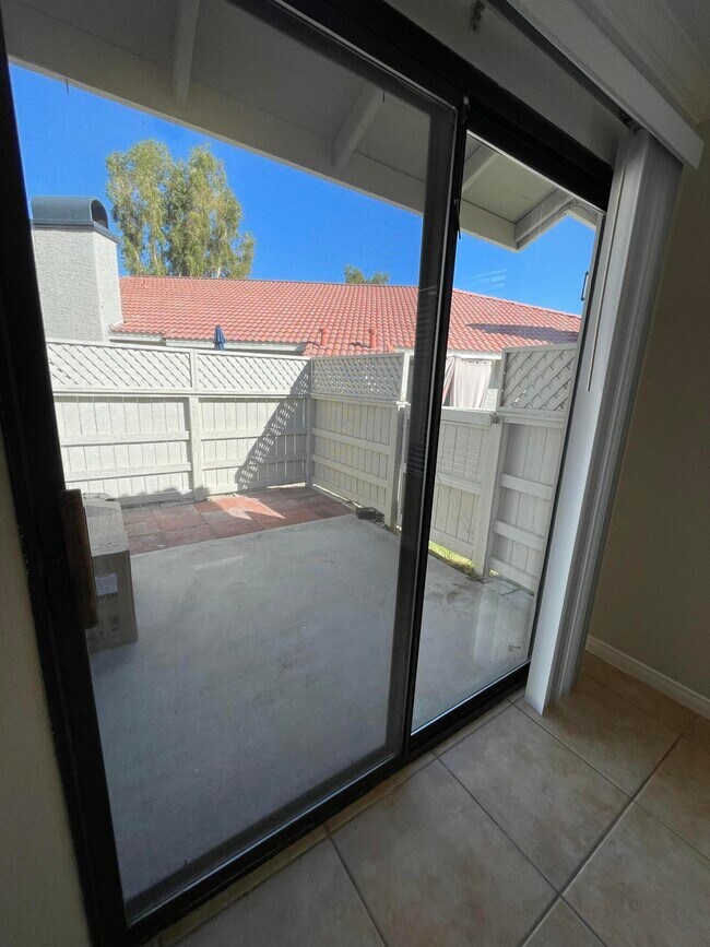 Building Photo - 43376 Cook St