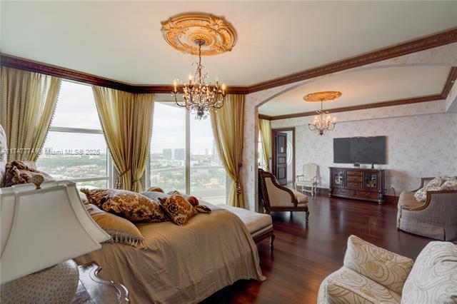 Building Photo - 16047 Collins Ave