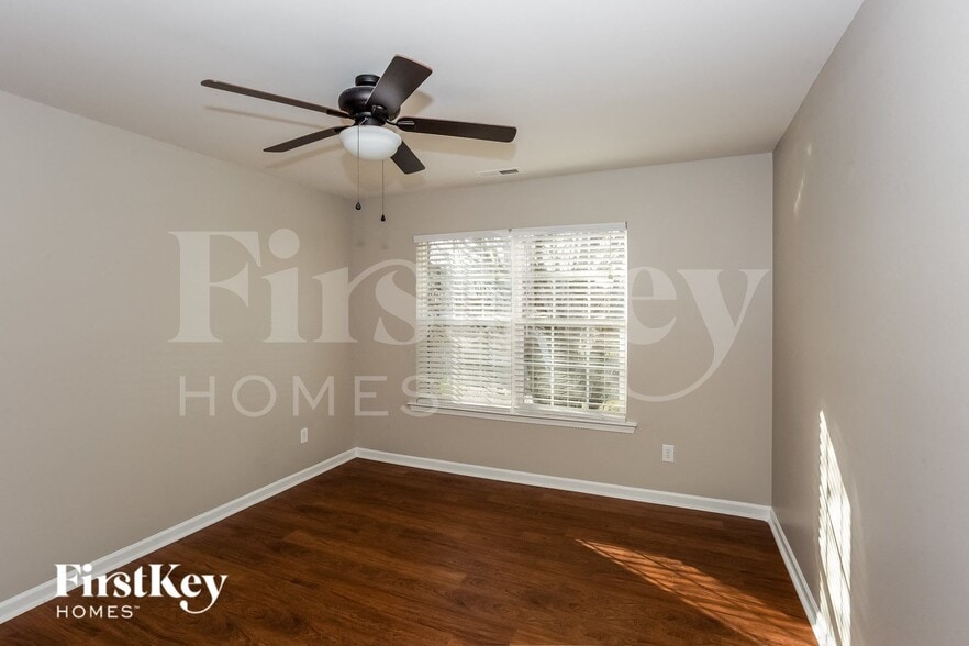 Building Photo - 13214 Ballara Pl