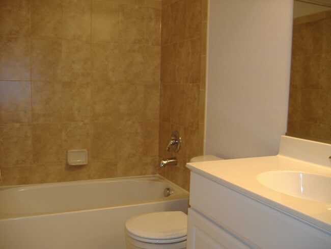 Building Photo - LOCATION * LOCATION * LOCATION