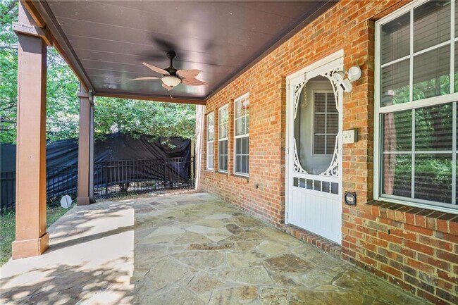 Building Photo - 2024 Wrights Mill Cir NE