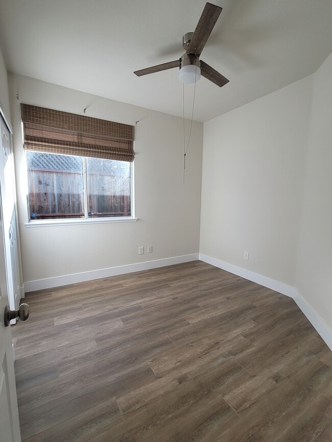 Building Photo - 8033 Horncastle Ave