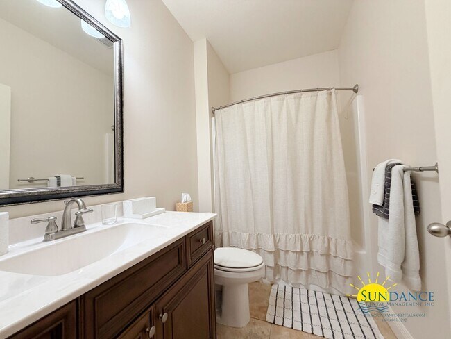 Building Photo - Spacious 4BR/2BA Home in Fort Walton Beach Near Eglin Parkway!