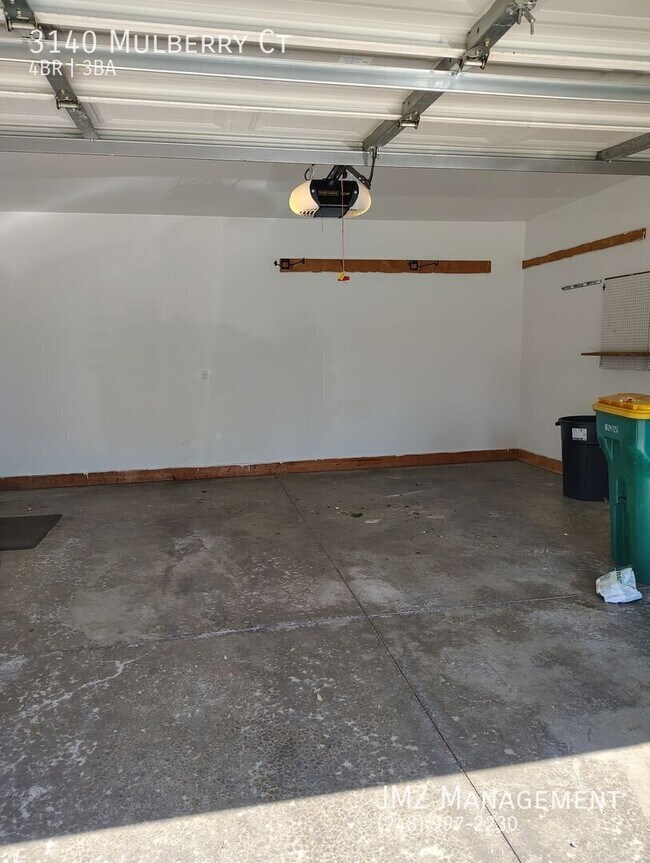 Building Photo - 3140 Mulberry Ct