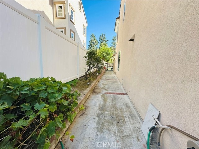 Building Photo - 18851 Amberly Pl