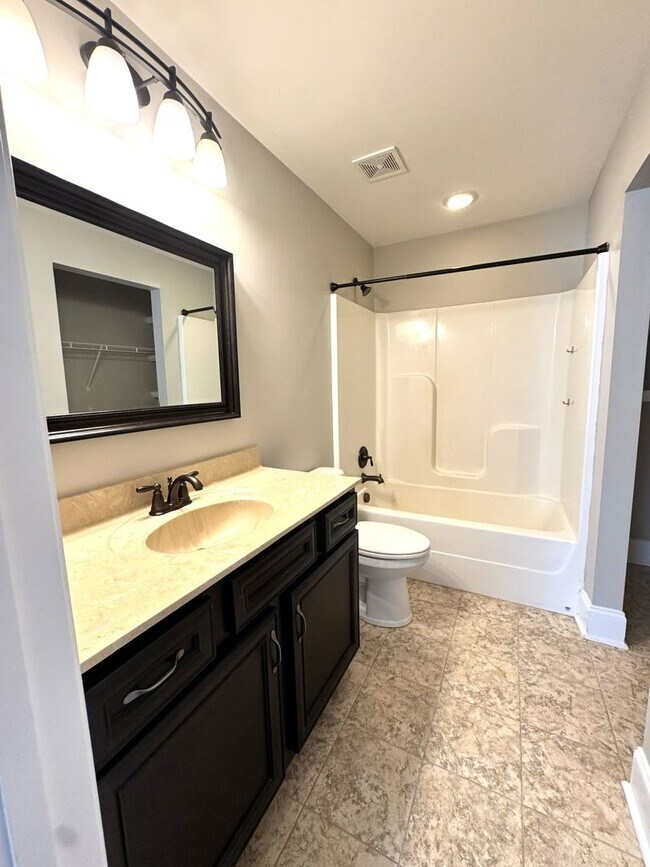 Building Photo - Stunning Home with an Upstairs Apartment or In-law Suite