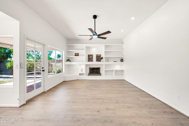 Building Photo - 10224 N 82nd St