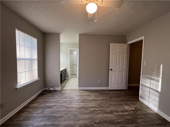Building Photo - 2580 Teakwood Ln