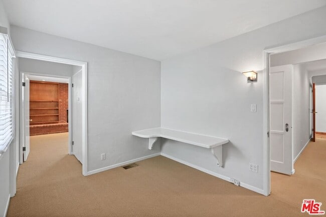 Building Photo - 3460 Angelus Ave