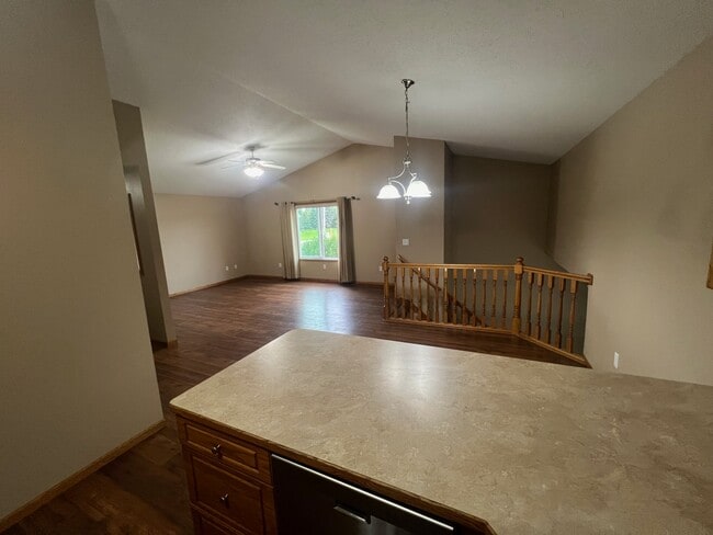 Building Photo - 4702 Curran Ct