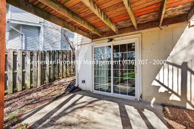 Building Photo - Spacious 4BR Home with Finished Basement in St. Peters