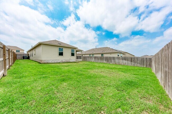 Building Photo - 6513 Leonardo Cove
