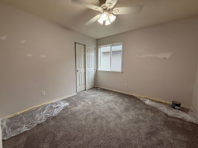 Building Photo - DuPont 3 bedroom+ den,  1712 SF home, adja...