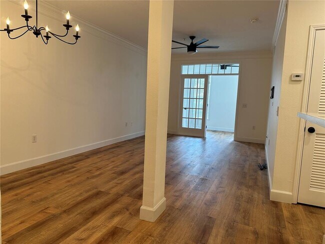 Building Photo - 315 Grand Magnolia Ave