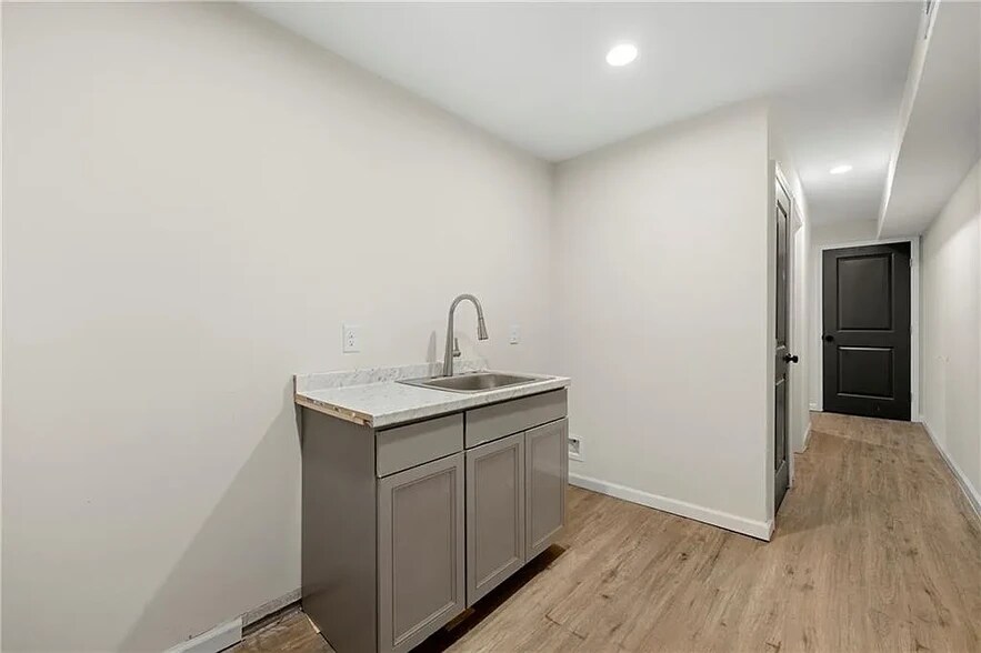 Building Photo - 164 Chicamauga Ave SW