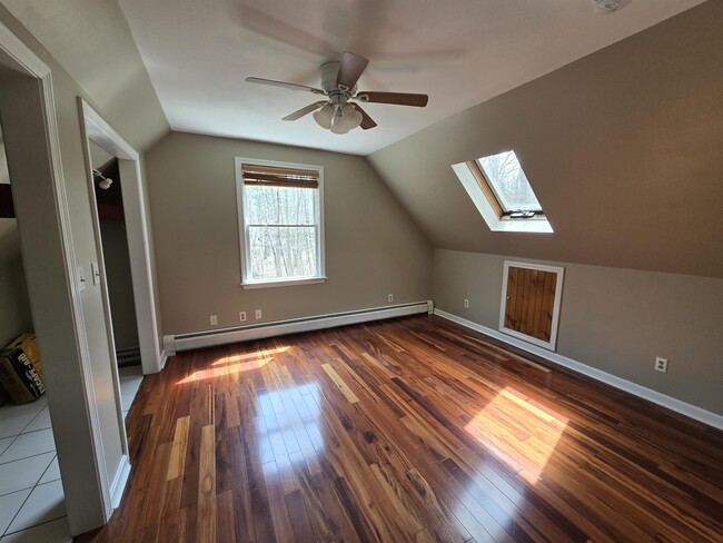 Building Photo - 38 Johnson Ln