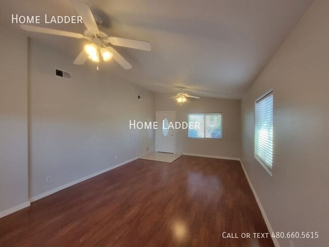 Building Photo - 5214 N 21st Ave