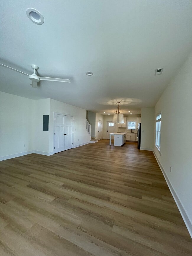 Building Photo - 556 Leesville Rd