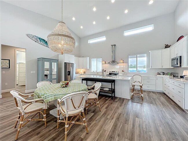 Building Photo - 10224 South Bay Lake Rd