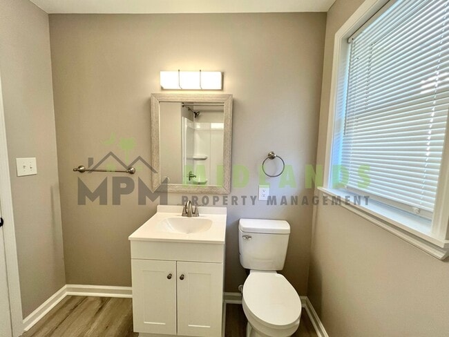 Building Photo - 7116 Patterson Rd