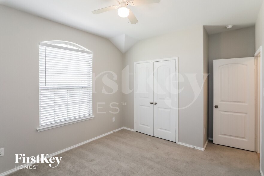 Building Photo - 14541 Serrano Ridge Rd