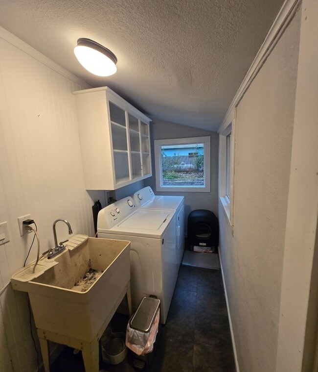 Building Photo - Charming 1920 Updated Vintage Home with AD...