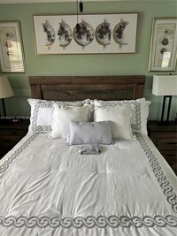 Building Photo - 6018 Plunkett St