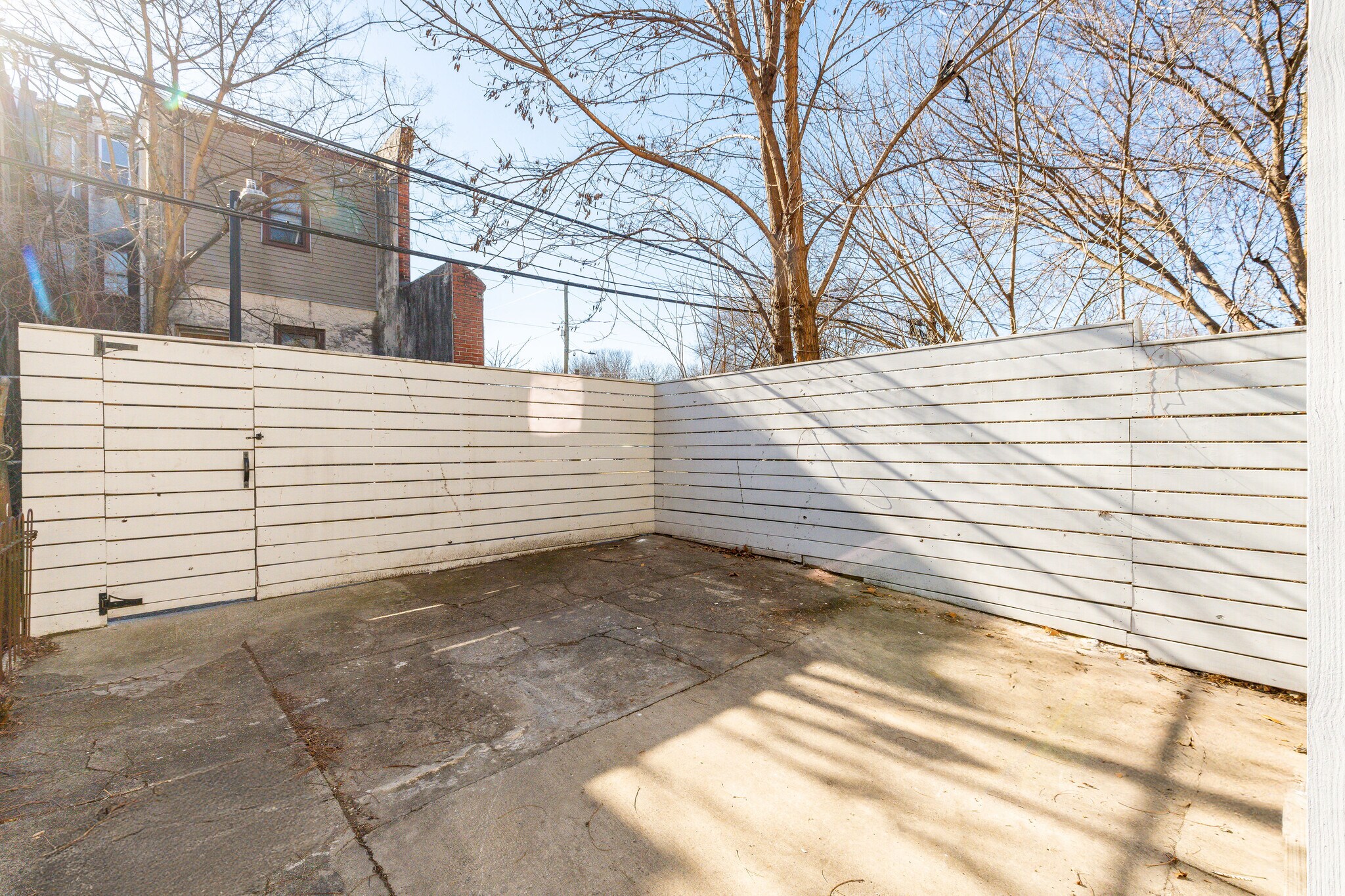 Building Photo - 3864 W Girard Ave