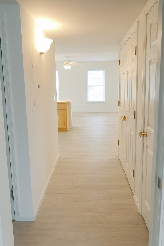 Building Photo - 307 Rosewood Dr