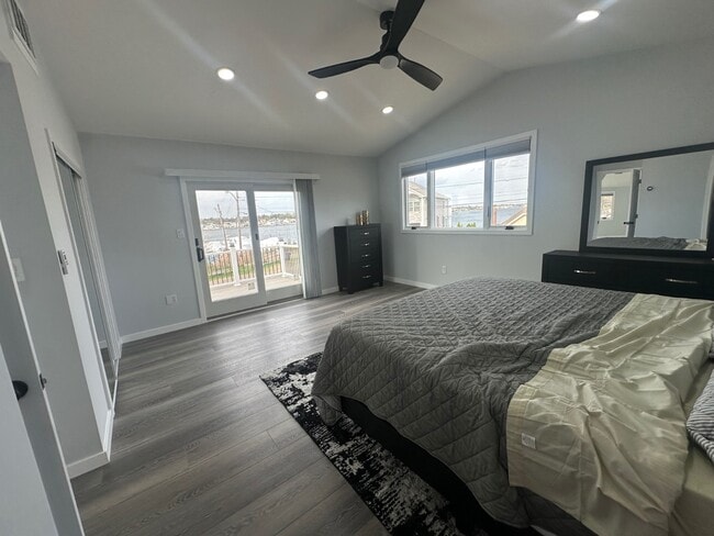 Building Photo - 595 Kingfisher Cir