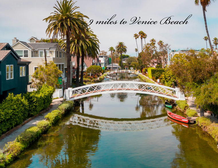 Close to Venice Beach - 6078 W 18th St