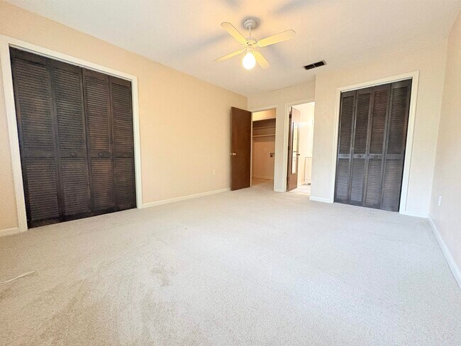 Building Photo - 1403 Stone Rd